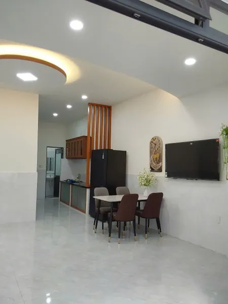Nhà Đẹp, Gần Chợ Đầm Nha Trang full nội thất