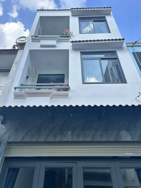 CHÍNH CHỦ BÁN NHÀ MỚI Ở NGAY HẺM XE HƠI 4 TẦNG 3 PHÒNG NGỦ DIỆN TÍCH 41M2 XÁC ĐƯỜNG PHAN HUY ÍCH PHƯỜNG 12 GÒ VẤP GIÁ 5T95