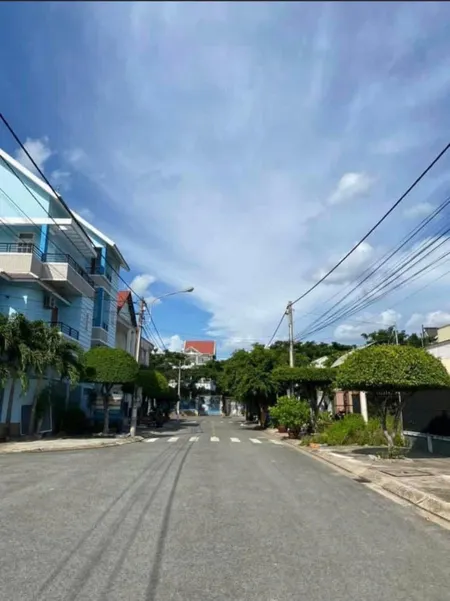 Bán đất 120.5m² ngang 5m giá 4.2 tỷ Phường Thủ Dầu Một 0815422197