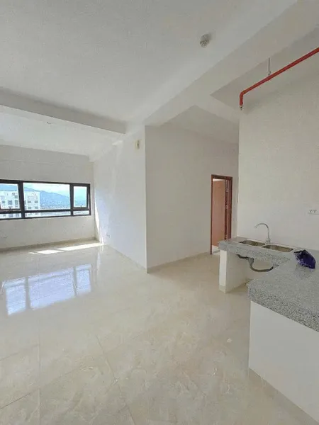 Bán căn hộ toà SSH09 Hà Quang 1 
Đặc Biệt: CÓ BAN CÔNG THOÁNG MÁT
 Diện tích: 58,2 m2
Giá bán: 1tỷ990 ( bao sang tên)