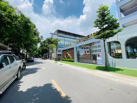 BIỆT THỰ SIÊU VIP- KĐT Dịch Vọng, Cầu Giấy 307m2/ 5 Tầng (Có Hầm), MT 15m 90 Tỷ