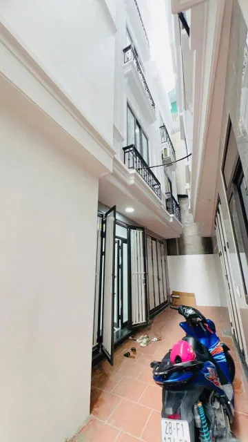CHO THUÊ NHÀ 5 TẦNG – GLEXIMCO LÊ TRỌNG TẤN, HÀ ĐÔNG, HÀ NỘI CHỈ 8 TRIỆU 500K