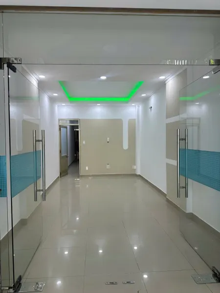 Bán nhà 2 mặt tiền hẻm ô tô rộng đường Điện Biên Phủ Nha Trang Diện tích :82,5m2 Giá 5,8  tỷ (thương lượng)
Liên  hệ e Trinh Số chứng chỉ: đang đợi cấp chứng chỉ mới , số chứng nhận: MG 25- 625