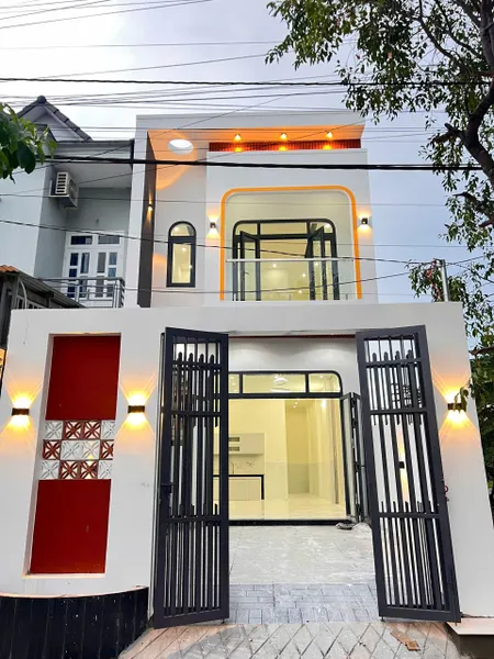 MẤT ÍT ĐƯỢC NHIỀU VỚI NHÀ LẦU CHỈ 600 TRIỆU NẰM NGAY TRUNG TÂM