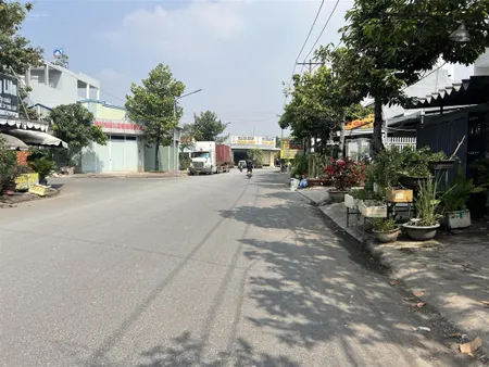 Dt 143m(7x20.5m), mặt tiền kinh doanh đường nhựa 16m, sát sông sài gòn, full thổ cư