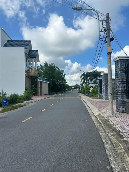 Bán gấp lô góc đất củ chi sổ hồng riêng, đường tỉnh lộ 8 giao nhữ tiến hiền 1 tỷ 750tr