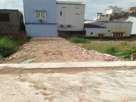 Thanh lý lô đất đ. bà thau, tân kiên, bình chánh gần bv bình chánh, 850tr/100m2, shr, đất sạch