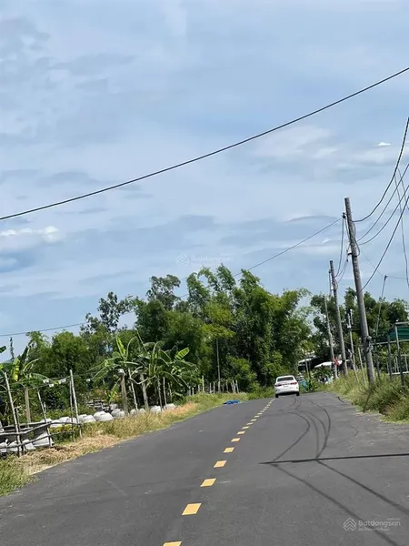 Thôn la bông 1,2ty sát đường nhựa liên xã dt 605 oto vào tận nơi thông có hỗ trợ vay