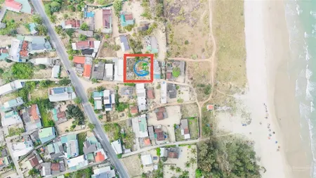 Đất biển mỹ khê ngay khu du lịch 100 mbước chân đến bãi tắm giá khá rẻ chỉ 1ty390