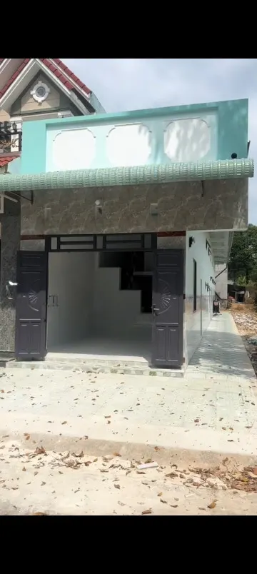 CHỦ Ở XA CẦN BÁN : căn trọ 150m2 liền kề khu công nghiệp Bàu Bàng, dân cư hiện hữu.