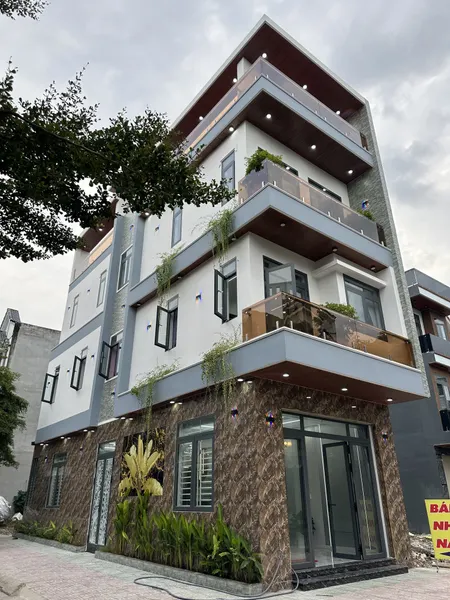 BÁN CĂN NHÀ PHỐ HAI MẶT TIỀN KINH DOANH TẠI BÌNH DƯƠNG CŨ