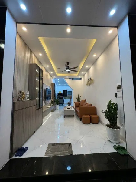 Bán Gấp Nhà! An Dương,10m Ra Oto,Ngõ Rộng,DT: 38m2 x 4Tầng,MT: 3.4,Giá: 8.55 tỷ Tây Hồ