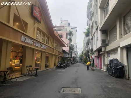 BÁN NHÀ SIÊU  Q1 - NGUYỄN THÁI BÌNH - LÊ THỊ HỒNG GẤM , HẺM OTO TRẢI NHỰA 10M THÔNG - 4.2X20M - 7 TẦNG - 1 MẶT BẰNG + 9PN - KHU PHÂN LÔ VIP . MT 70