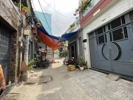 Bán nhà Đường Độc Lập, Tân Phú - 80m2 (4 x 20)m- Hẻm 5m xe hơi vào nhà