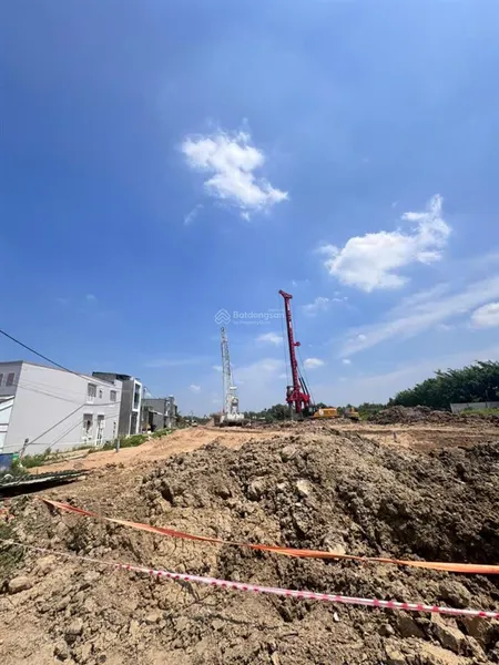 Bán nhà xưởng đường xe tải 1000m2 ngay sát vành đai 3 kế vinhome giá f0 chỉ 26tr/m2 ngộp bank 18 tỷ
