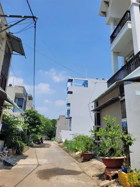 Chính chủ bán lỗ 51.3m2 chỉ 2,85 tỷ, xây được 5 tầng, p. trường thạnh, q9. gần vinhones, maga mall