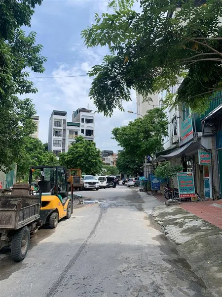 Bán đất tặng 2 căn nhà ( 3 tầng, 4 tầng ) mặt phố hà trì 85m2 vỉa hè rộng kinh doanh đỉnh 28,2 ty