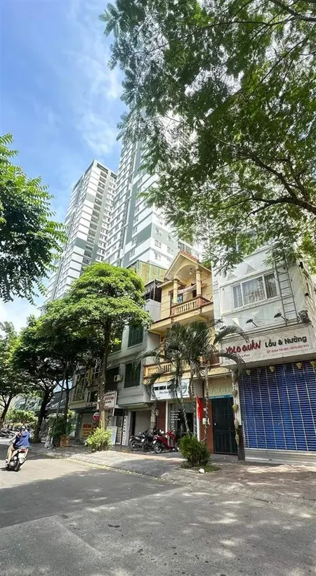 Cần bán gấp đất mặt phố vũ tông phan dt 130m2 chỉ 39.8 tỷ, hiếm, lô góc, vỉa hè kinh doanh
