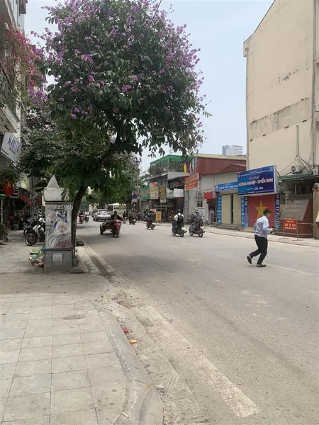 Bán đất phố bà triệu, ngay sát sân vận động hà đông, cách mặt phố chỉ vài bước chân, dt 30m2 mt 3.4