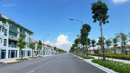 Bán đất đối diện công viên sunworld hà nam 4,5 tỷ 145m , mặt tiền 8m