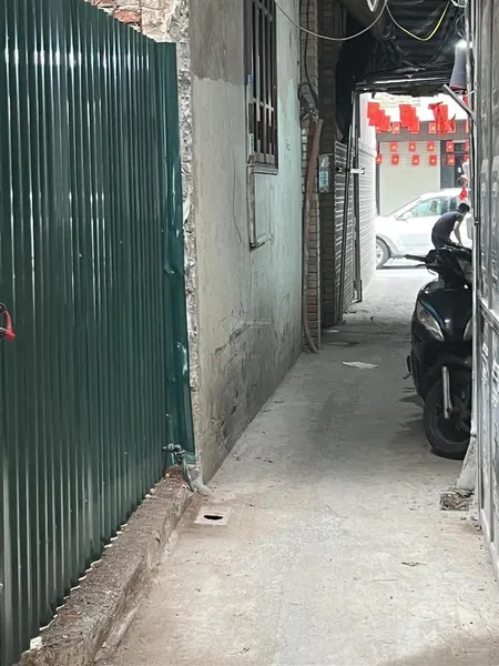 Bán 40m2 đất mặt tiền 3,9m, hậu 4m sát mặt phố thụy khuê thông mặt hố tây nguyễn đình thi