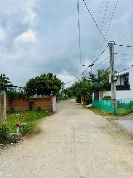 Cần bán lô đất mặt tiền mẫu 7 xã diên phú diên khánh, giáp vĩnh phương. cách tt tp nha trang 10km