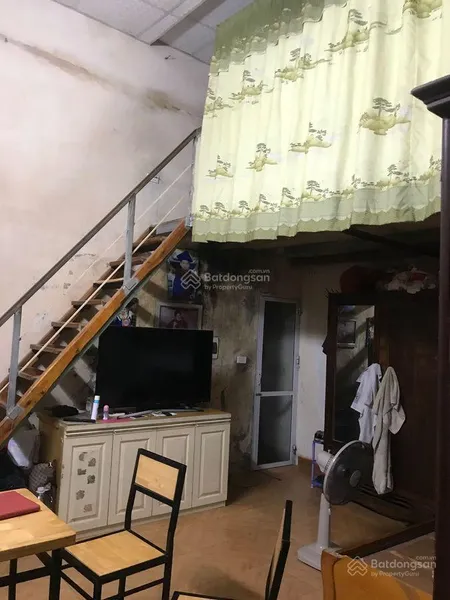 Tôi cần bán đất gần phố khương trung mặt tiền 5.5m, 70m2, giá 11 tỷ có lương thượng