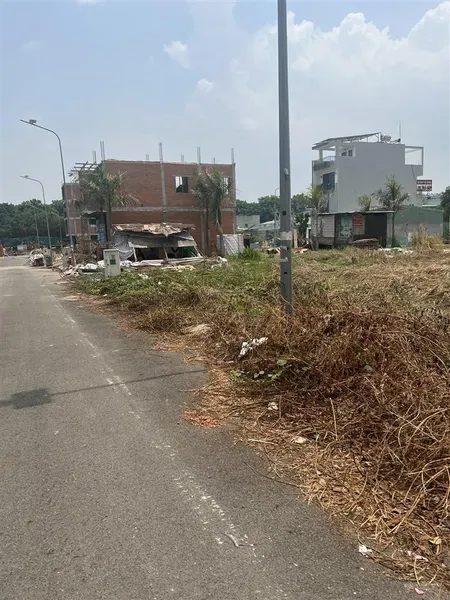 Mặt tiền vĩnh phú 07 giáp tp. hcm, ngay cổng chào bd cách ql13 vào 500m