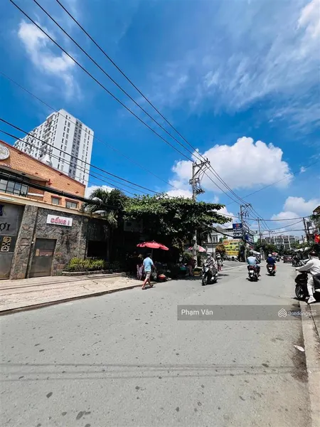 Đất đẹp không tì vết 300m2(10*30) ngay mặt tiền đường xương cá vành đai 2 gần chợ thủ đức
