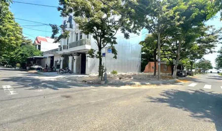 Bán lô góc hai mặt tiền phan thị nể & hòa minh 4, dt 94m, ngang 5m8, sát biển hiếm có, giá 8 tỷ6 tl