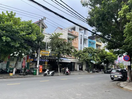 Bán góc 2 mt đường chính hữu 10,5m dt 91m2, ngang 8m ngay tttc quốc tế, giá 230 tr/m2