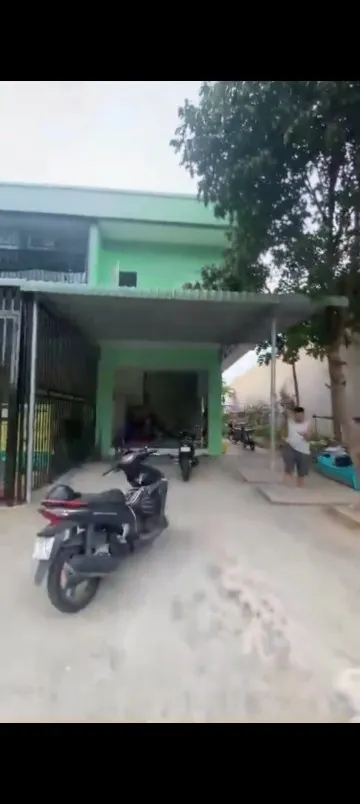 KẸT TIỀN CẦN BÁN : Dãy trọ 150m2 liền kề khu công nghiệp Bàu Bàng giá chỉ 1.19tỷ. SHR, full thổ cư