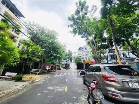 Hiếm bán đất tặng nhà c4 mt đường ngay him lam linh chiểu ngang 6.5 xây cao sát đh ngân hàng