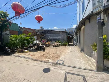 Bán lô góc 2 mặt tiền kiệt ngô quyền sơn trà 50m ra đường chính chỉ 4.2 tỷ.