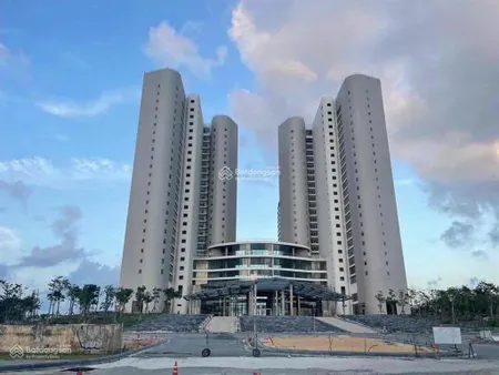 Bán 800m2 đất mặt tiền võ nguyên giáp vị trí đẹp view biển mỹ khê chỉ 180tr/m2 xây khách sạn,resort