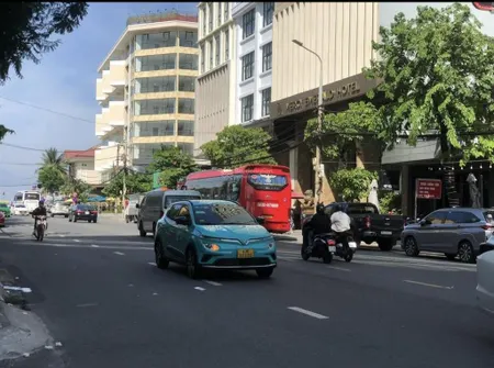 Góc 2 mặt tiền nguyễn văn thoại bên hông kẹp kiệt đang hđ 70tr/tháng gọi đàm tiến