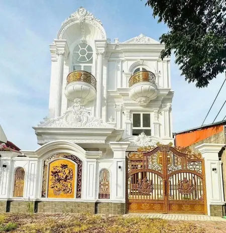 115. SIÊU PHẨM BIỆT THỰ MẶT TIỀN NGUYỄN VĂN LƯU (1B) KDC NAM LONG