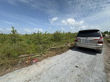 (^_^) 500m đất Vườn(chuyển Full Thổ Cư). đường Xe Hơi, Về Bình Chánh 15km. Cách Nhựa Dt816 300m