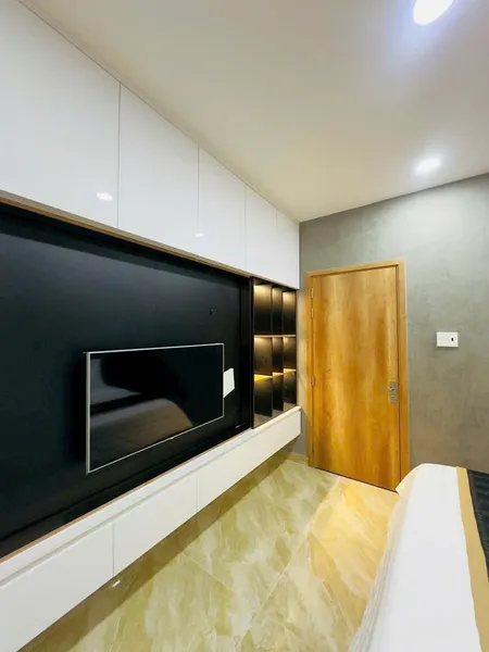 Bán Nhà Hẻm Xe Tải Quay đầu Dt (6x17m). Giá 21.8tỷ. 3 Tháng 2 Q10 Gần Vạn Hạnh Mall