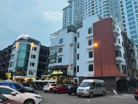 Chủ Nhà Bán Nhanh Liền Kề Kinh Doanh Tốt. Xây 6 Tầng, Dt Sàn Lên đến Gần 600m2. Giá Nhỉnh 30 Tỷ