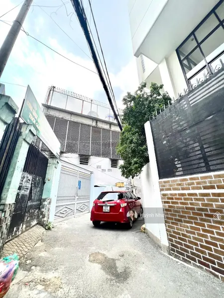 Bán Nhà Bình Thạnh Dt 88m2 Chưa Tới 100 Triệu/m2 - Hẻm Xe Hơi Sát Mặt Tiền, Giáp Trục Phạm Văn đồng