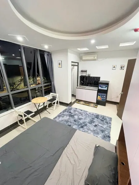 Toà Căn Hộ Dịch Vụ Cầu Giấy 56m2*6t , Sau Nhà Mặt Phố, ô Tô Sát Cửa, 10pkk Ban Công Thoáng, Doanh