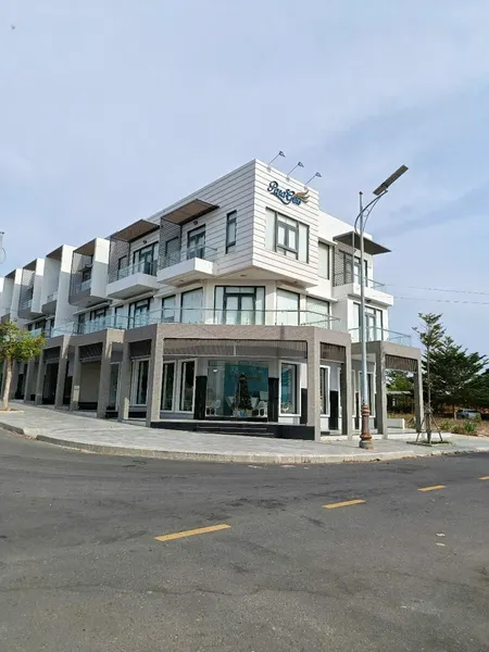 Siêu Phẩm Para Grus Cam Ranh - Lô Góc đẹp, 147,5m2 - View Công Viên, Sân Golf - Giá 33.5tr/m2