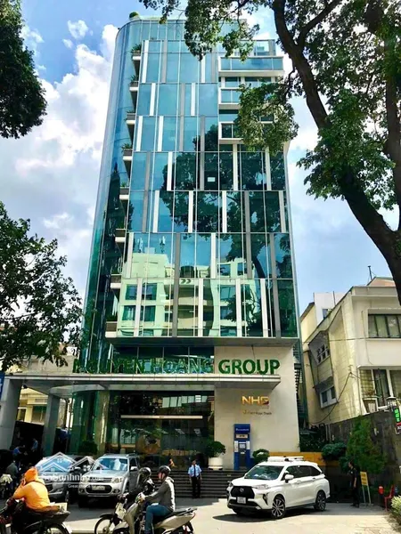 Siêu Phẩm Góc 2 Mt Võ Văn Kiệt, Q1 - Dt 10x30m, Cn 320m2 - Hầm 10 Tầng - Hđt 350 Triệu - Giá 59 Tỷ