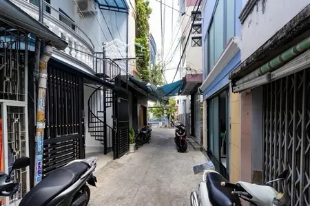Bán Chdv đ.đoàn Văn Bơ, Có Sẵn Dòng Tiền Mỗi Tháng, Thông Ra Hoàng Diệu, Nguyễn Tất Thành.