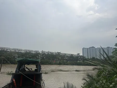 Bán Lô đất Biệt Thự Mặt Tiền Sông Rạch Chiếc, Hẻm đường Số 1, P. Long Trường (q9) Giá Chỉ 28tr/m2