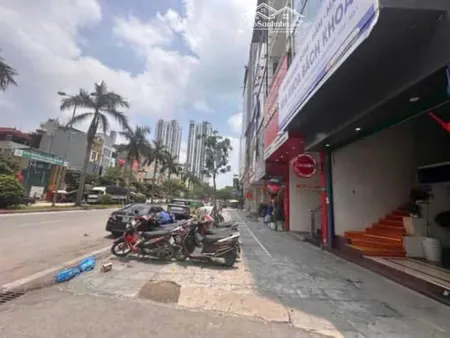 Bán Nhanh Căn Nhà Ccmn Phố Nguyễn Khuyến-vq-hđ Vị Trí- Dòng Tiền Lớn- Diện Tích To Lhcc