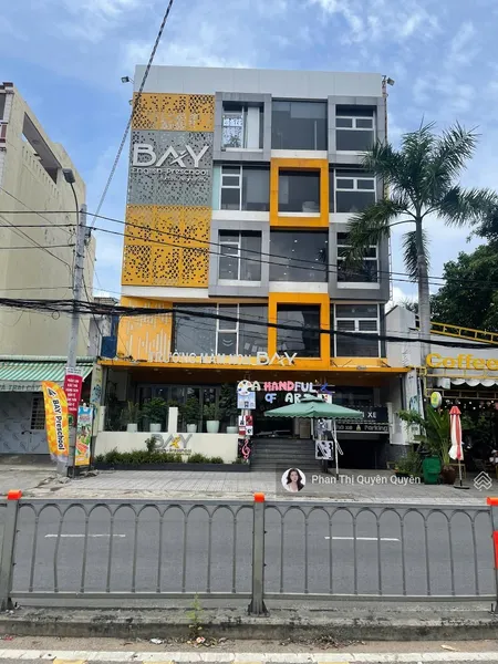 Tòa Nhà Khan Hiếm Ngay Vạn Hạnh Mall, Q.10 - Hầm 7 Tầng - 11 X 20m - Hđ: 300 Triệu - 70 Tỷ Về 60 Tỷ