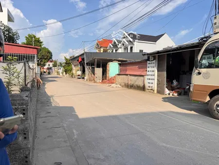 Mặt đường Kinh Doanh . Hợp Thanh Mỹ đức . Giá Hơn 2tỷ Thương Lượng
