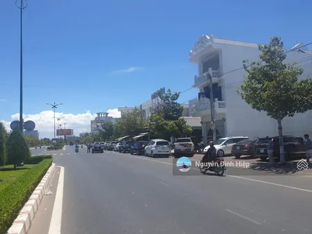 Bán 980m2 Mặt Tiền Hùng Vương Trung Tâm Thành Phố Gần Ngay Biển